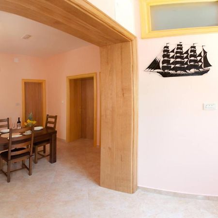 Apartments Beautiful Sandy Beach Split Exteriör bild