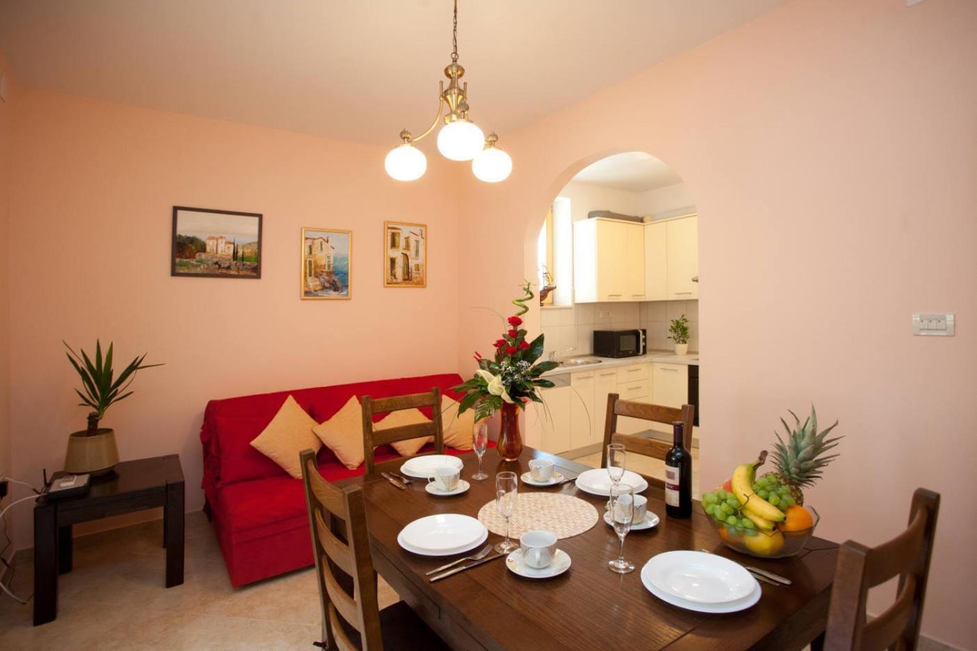 Apartments Beautiful Sandy Beach Split Exteriör bild